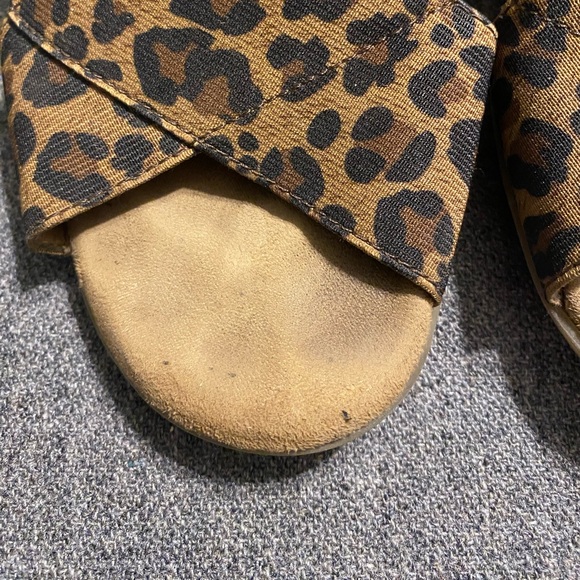 Aerosole leopard low wedge sandal - Picture 3 of 6